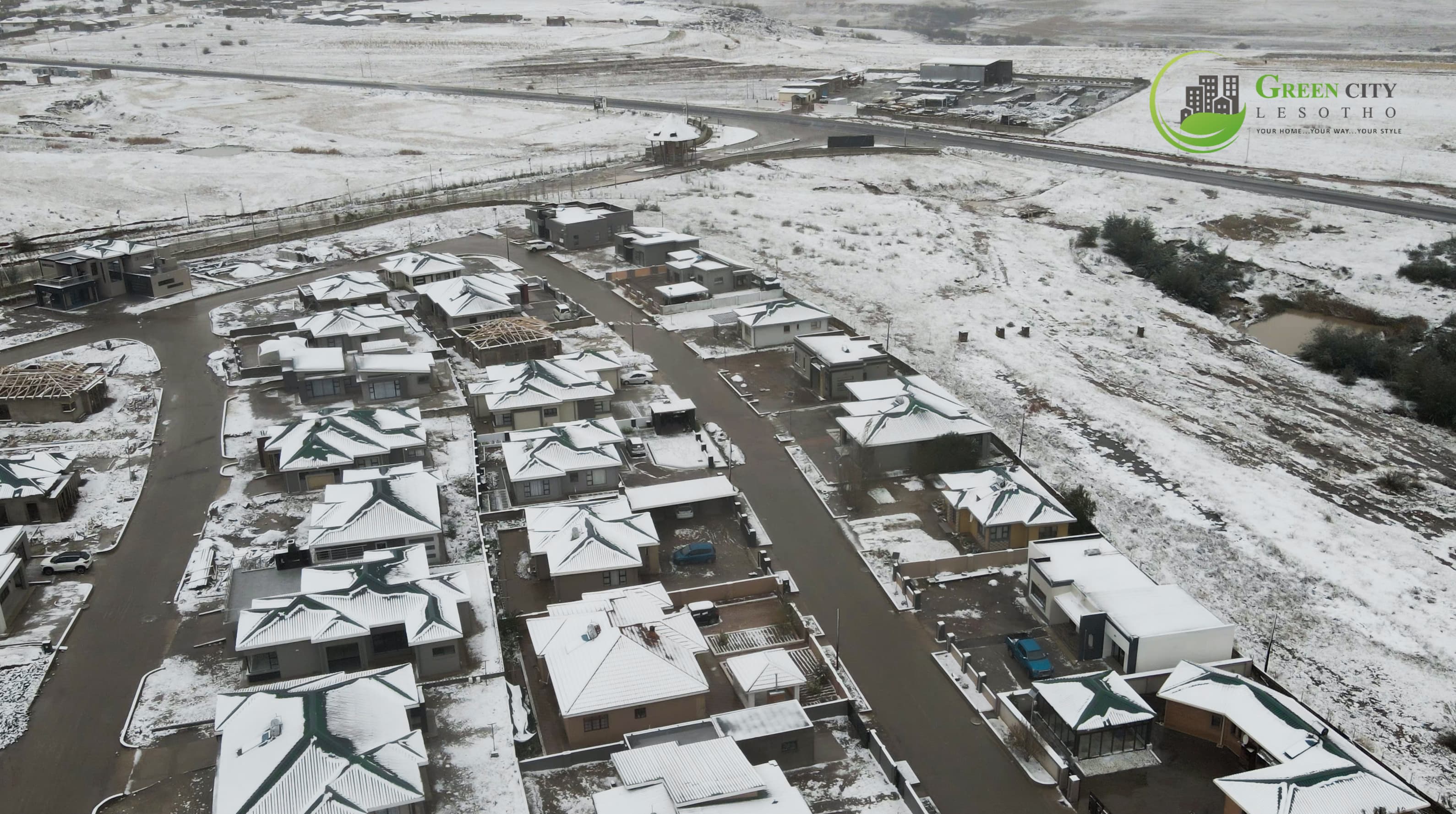 Green City Snow Day - Image 3